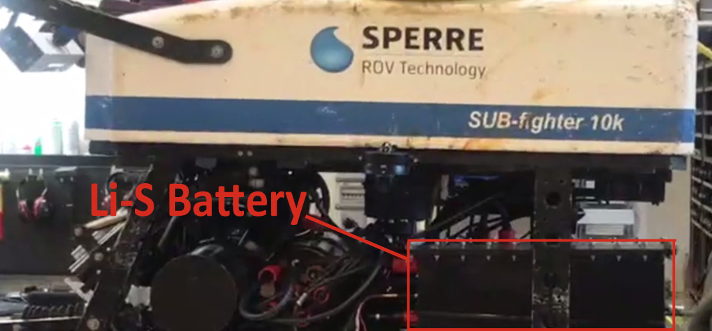 Pressure tolerant battery